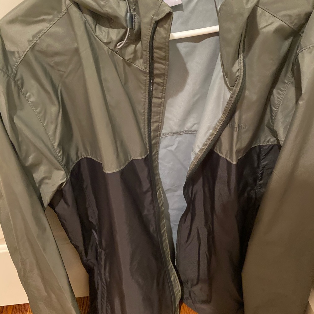 Columbia Windbreaker